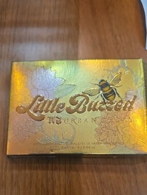 Urban Decay Little Buzzed Eyeshadow Palette - Gold with Bee Motif